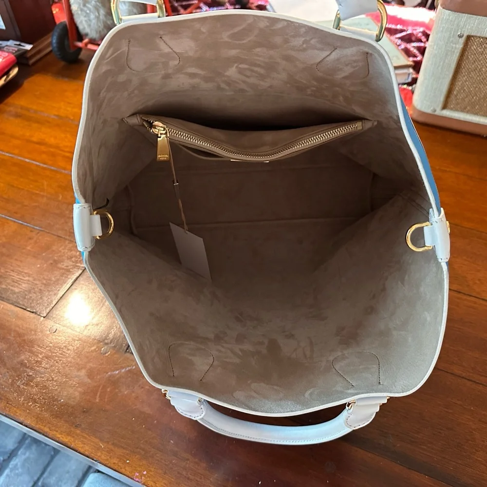 Michael Kors Collection Dandridge Christina Zimpel Seaside Tote - Picture 5 of 17